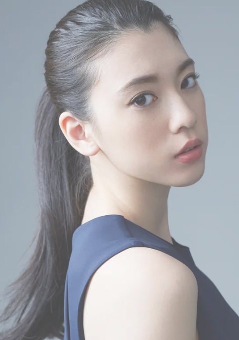 三吉彩花