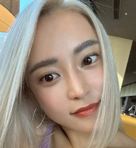 小島瑠璃子
