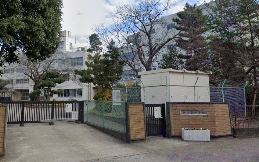 学校