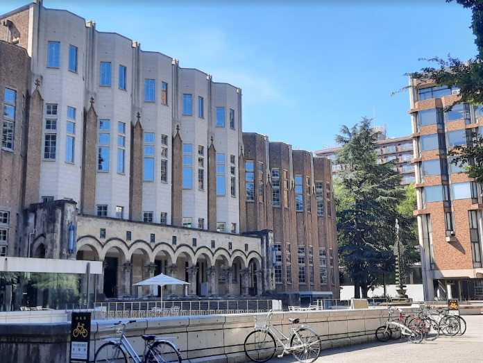 学校