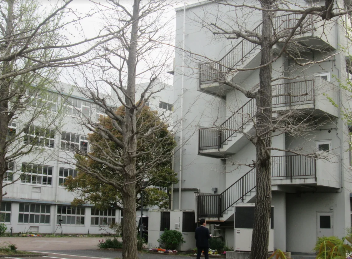 学校