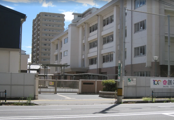 学校
