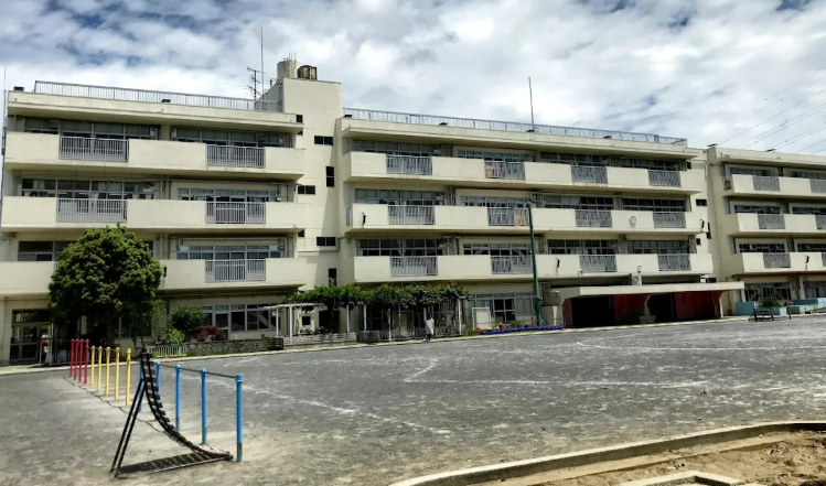 学校