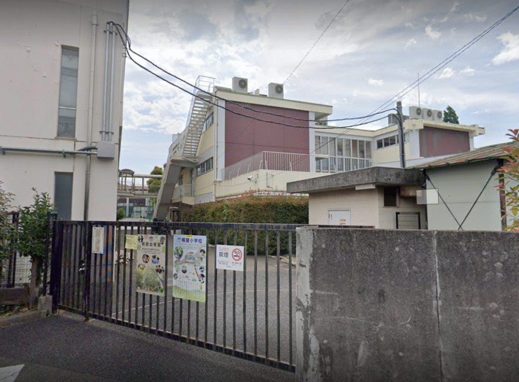 学校
