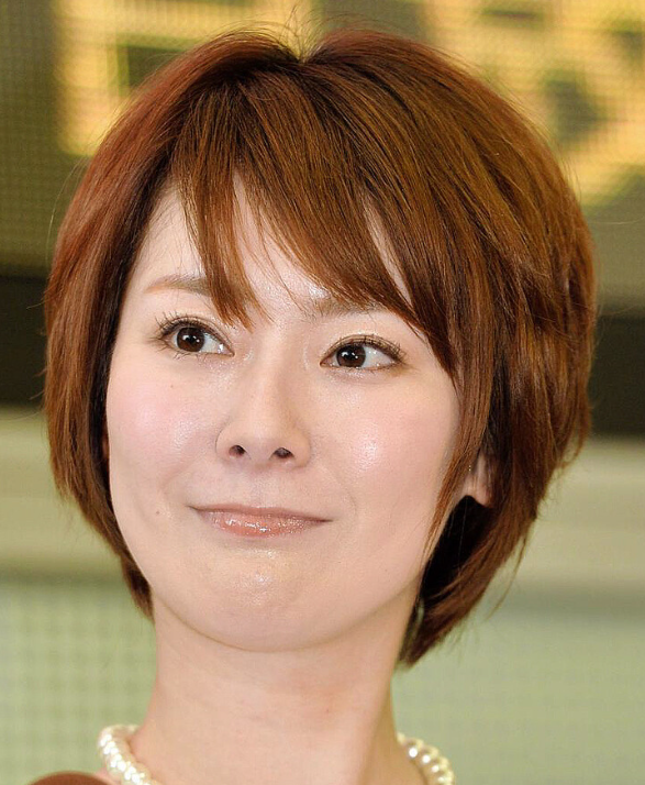 遠野なぎこ