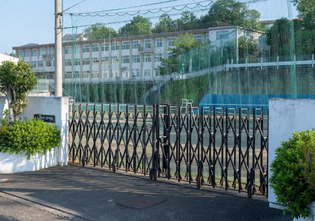 学校
