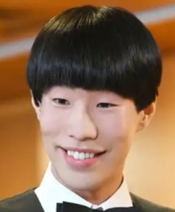 坂口涼太郎