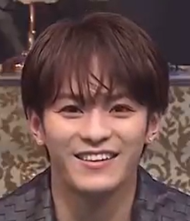 松倉海斗