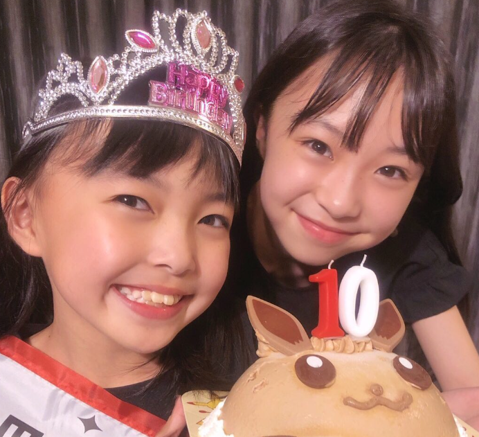 新井姉妹