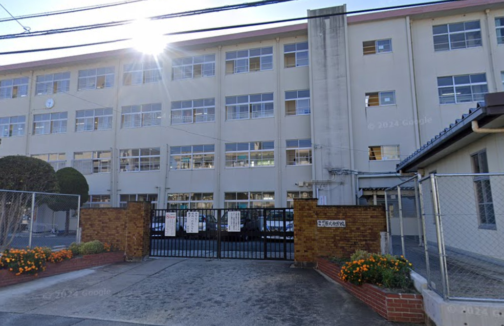 学校