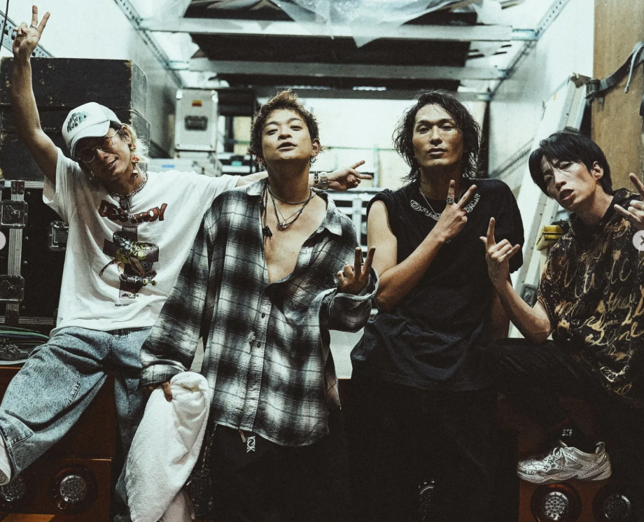 THE ORAL CIGARETTES